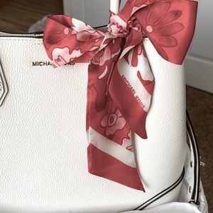 MICHAEL KORS Sangria Printed Scarf